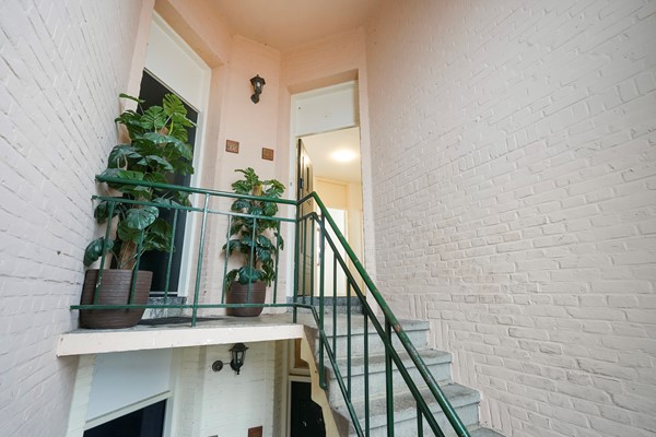 Medium property photo - Bussumsestraat 77, 2574 JC Den Haag
